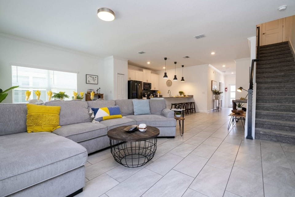 Exclusive House | Living room | 60-inch Smart TV with cable channels, Netflix, Hulu