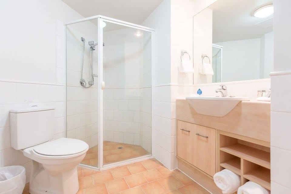 Standard Room 2 Beds | Bathroom