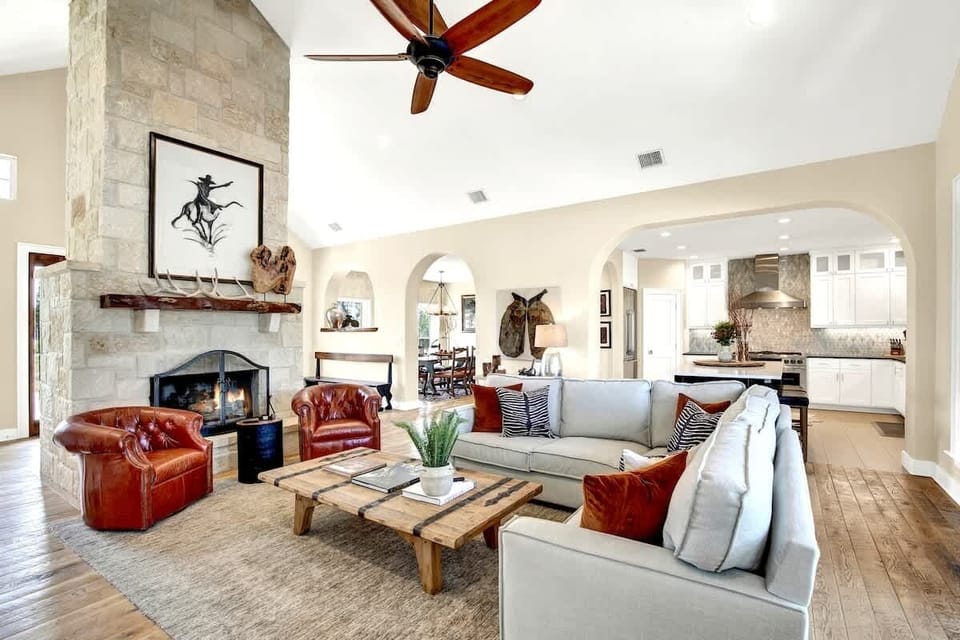 House, Multiple Beds, Pool Access, Mountain View (148 Starry Night M&C) | Living area | MP3 dock