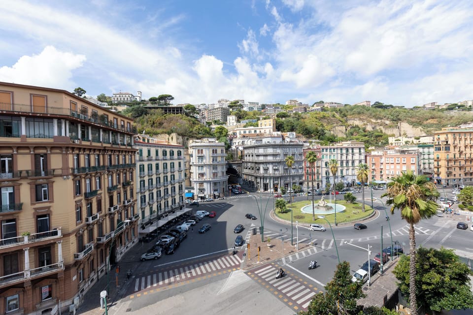 Frette Italian sheets, premium bedding, memory foam beds, in-room safe