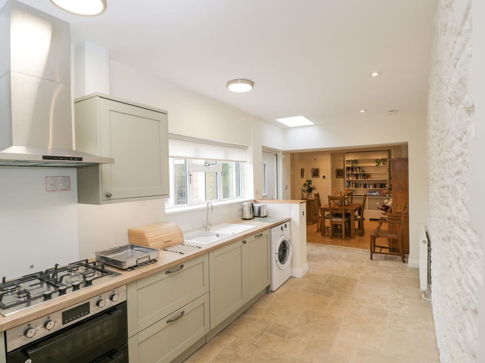 Fridge, dishwasher, electric kettle, toaster