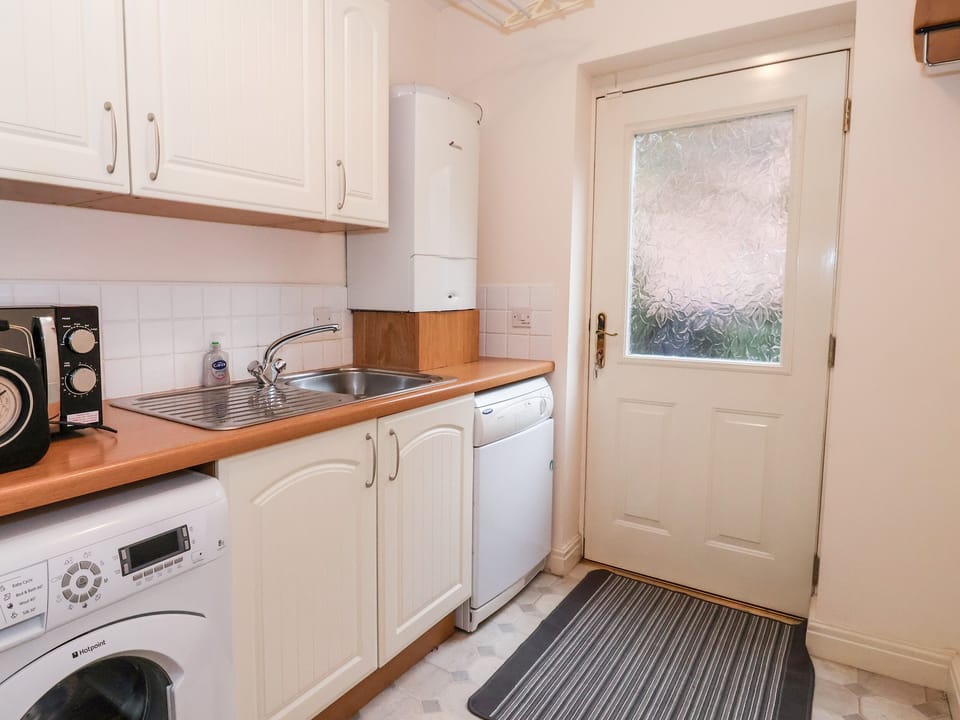Fridge, dishwasher, electric kettle, toaster