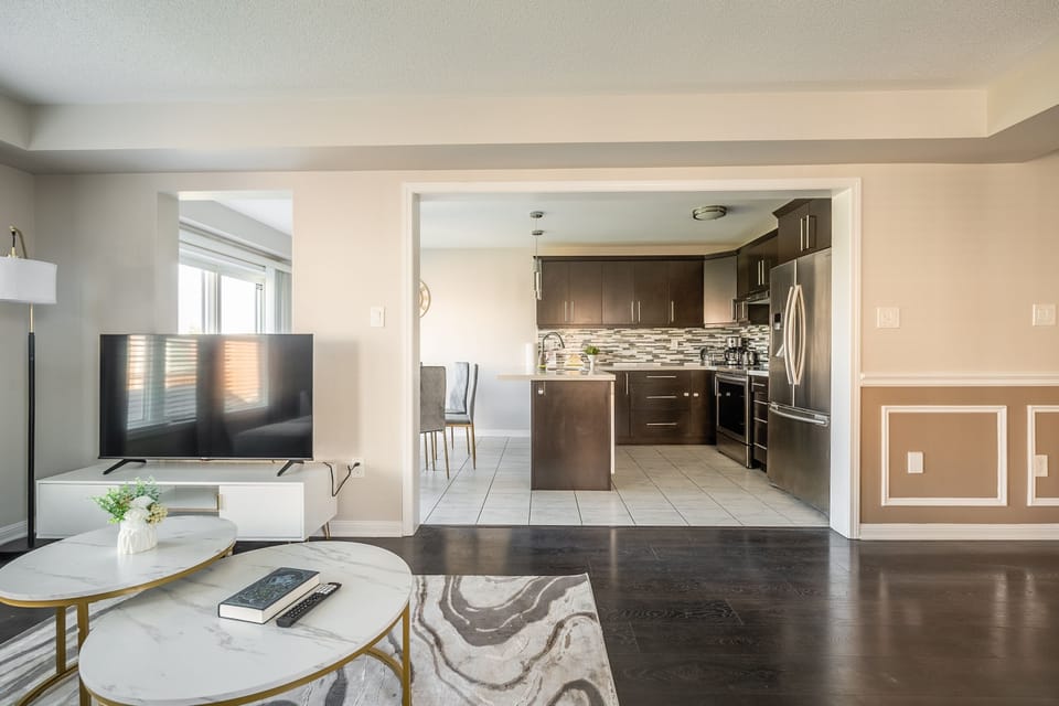 Family House, 3 Bedrooms, Kitchen, Lake View | Living area | Flat-screen TV, Netflix, streaming services