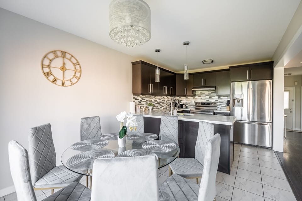 Family House, 3 Bedrooms, Kitchen, Lake View | Private kitchen | Full-size fridge, microwave, oven, stovetop