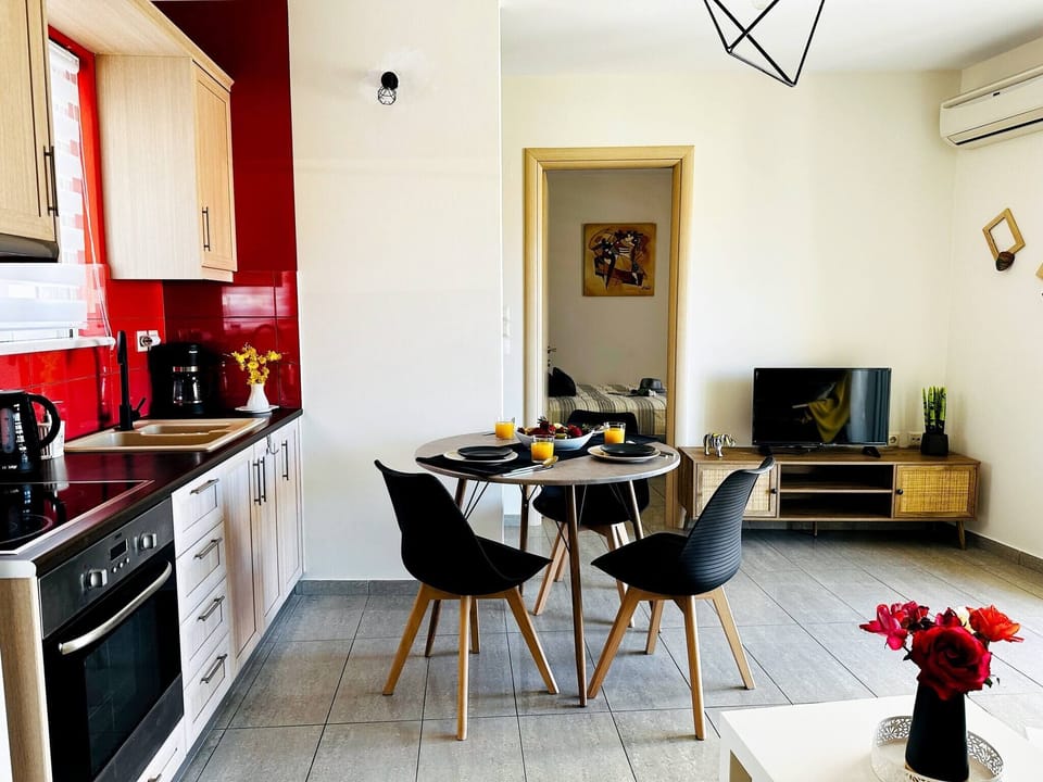 Apartment, 1 Bedroom, Balcony | Private kitchen