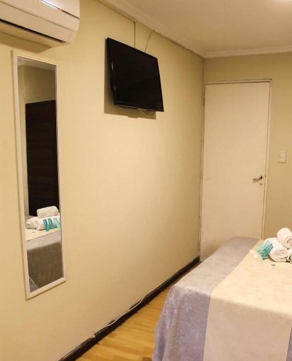 In-room safe, free WiFi, bed sheets