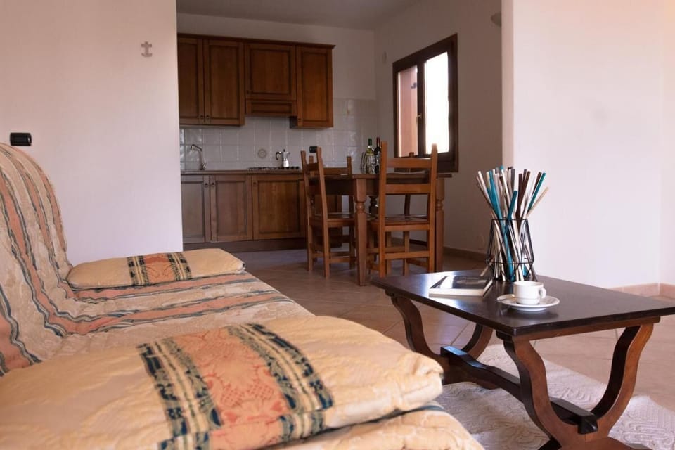Apartment, 2 Bedrooms, Balcony | Interior