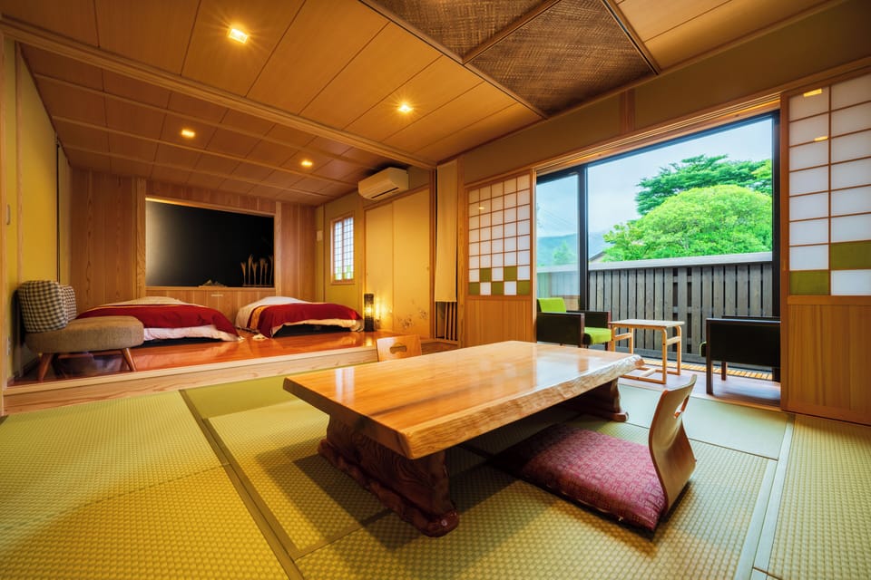 [Otogino] Japanese Western Twin room with Open-bath (32sqm), Non Smoking - Adult Only | Down comforters, in-room safe, iron/ironing board (on request)