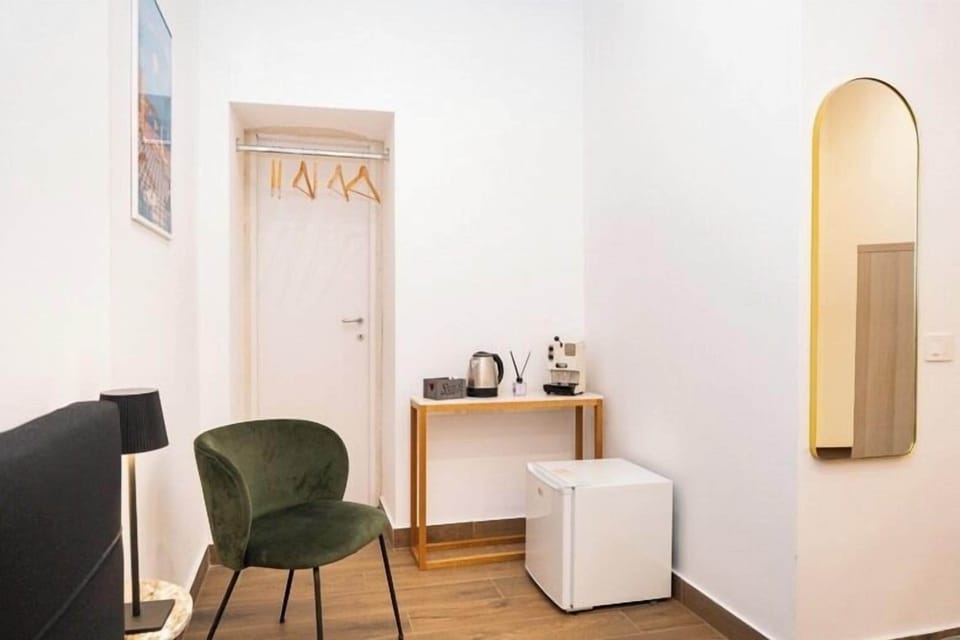 Basic Quadruple Room | WiFi (free), bed sheets