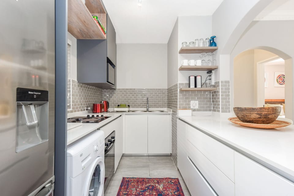Grand Apartment | Private kitchen | Fridge, microwave, oven, stovetop