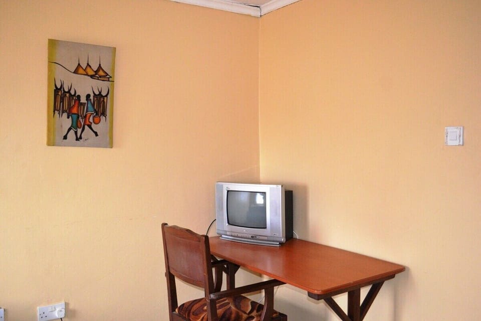Standard Single Room | Desk, blackout drapes, free WiFi