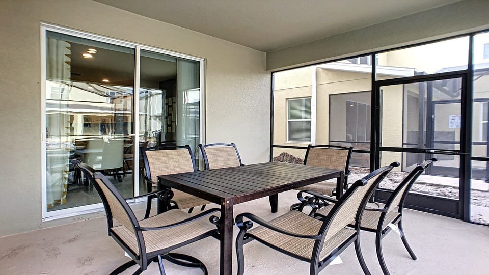 House, Multiple Beds, Pool Access, Pool View (2736BD SL) | Outdoor dining