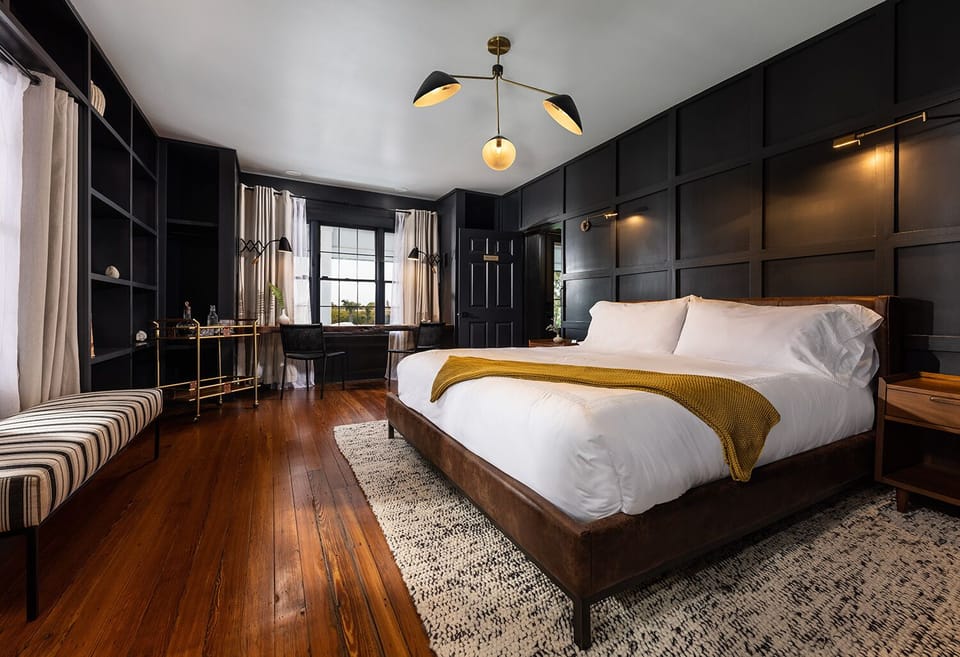 The Lowd | 1 bedroom, in-room safe, blackout drapes