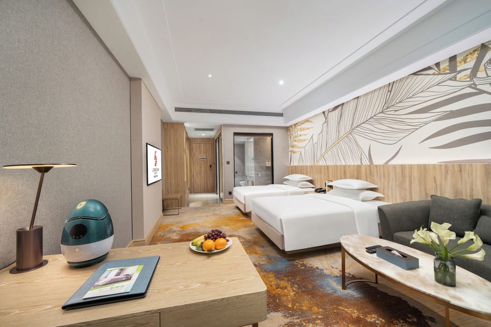 Executive Twin Room | Premium bedding, down comforters, desk, laptop workspace