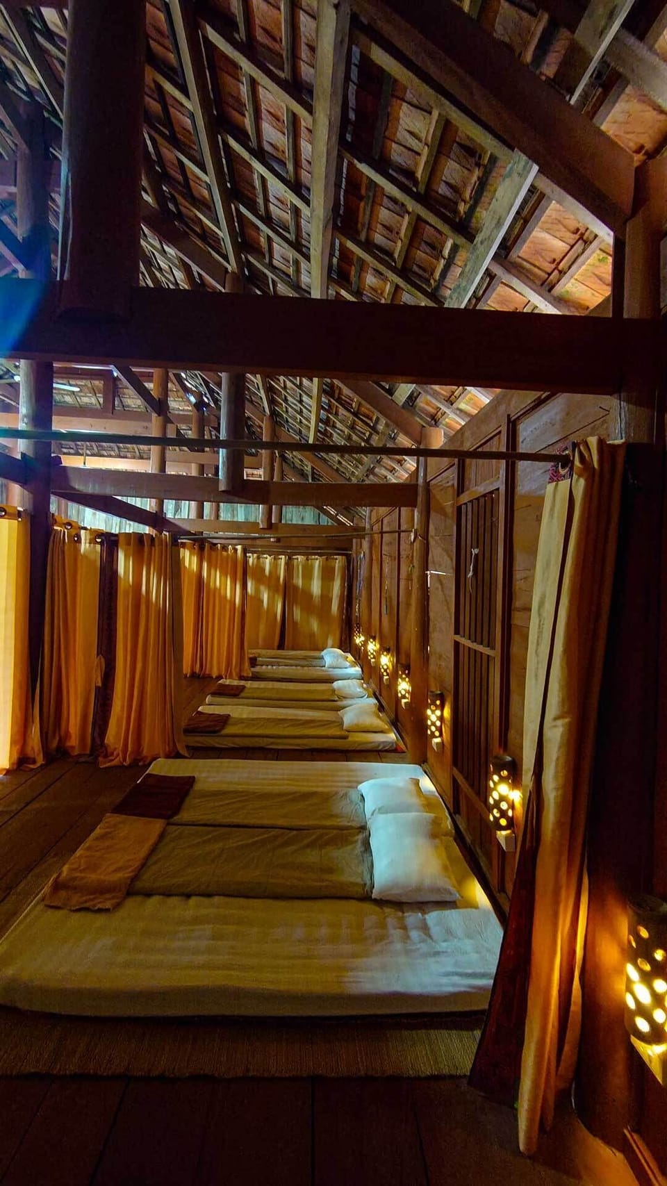 Traditional Shared Dormitory, Mixed Dorm | Free WiFi, bed sheets