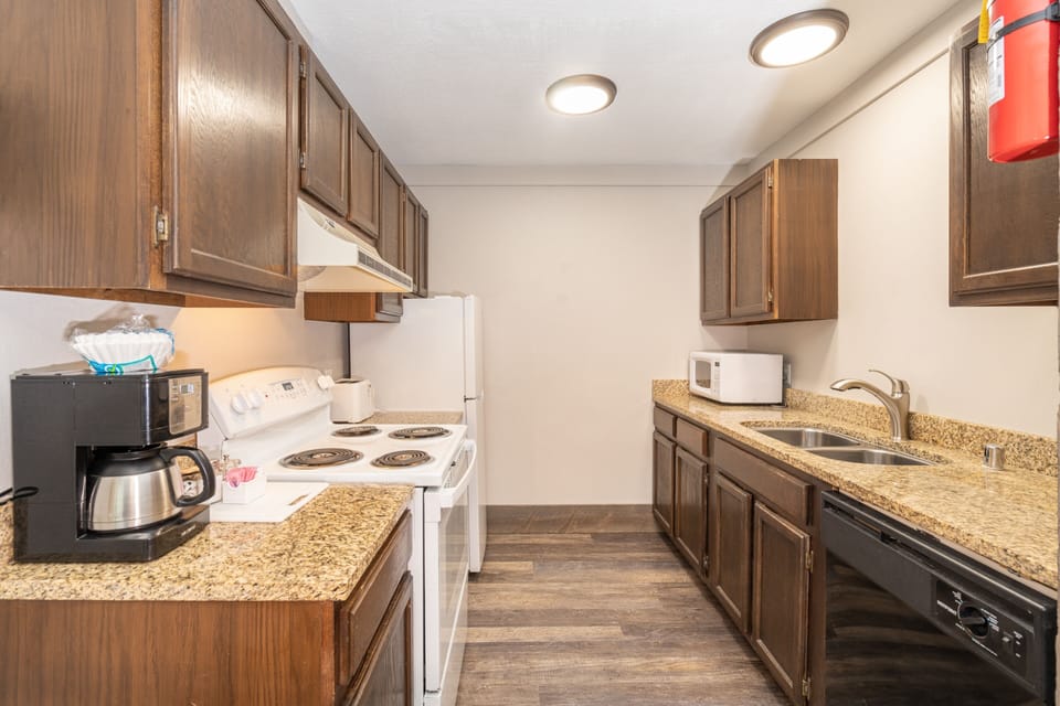 Condo, 1 Bedroom | Private kitchen | Coffee/tea maker, fridge, oven, toaster