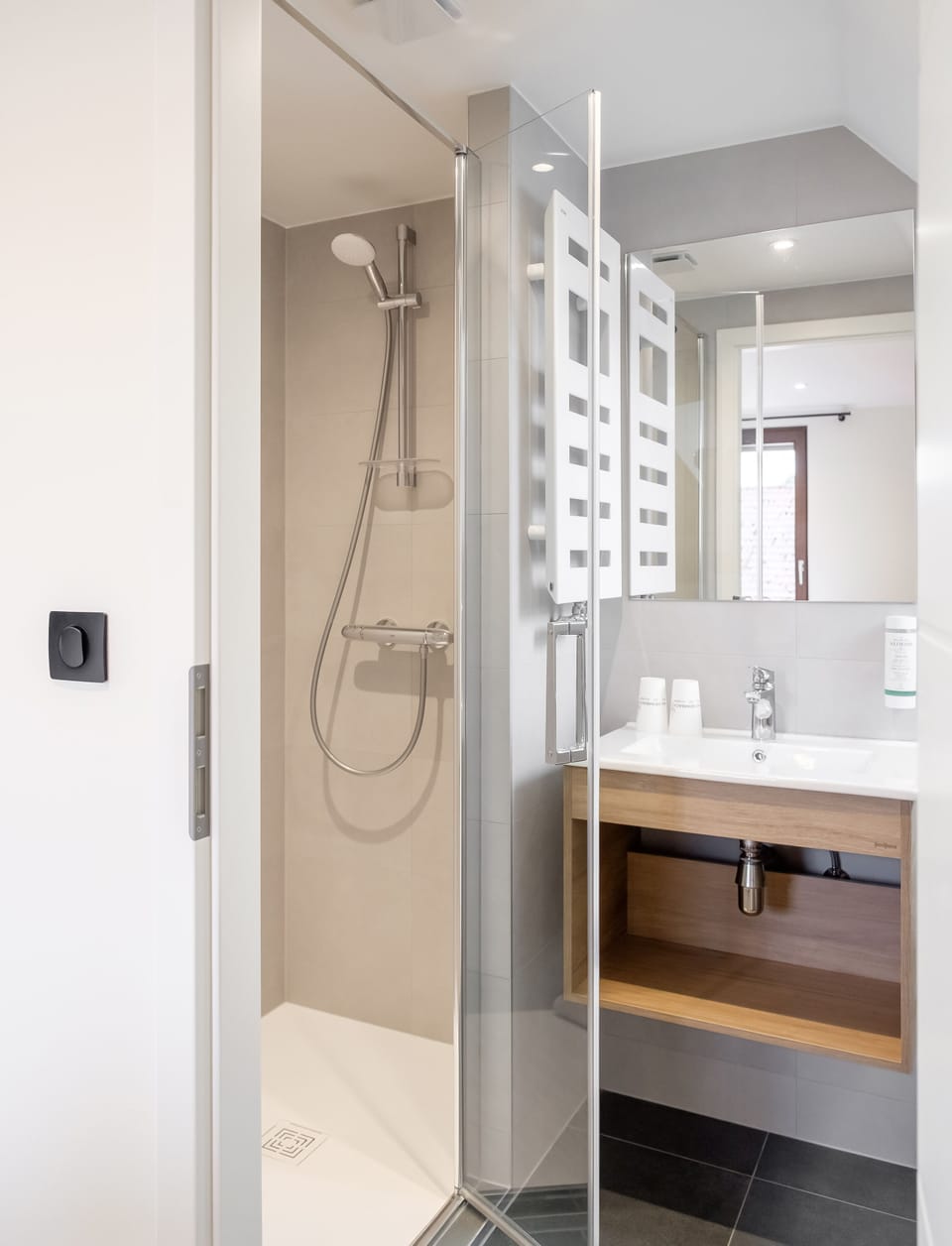 Superior Double Room | Bathroom | Hair dryer, bathrobes, towels, soap