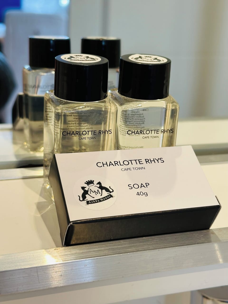 Luxury Double Room | Bathroom amenities | Free toiletries, hair dryer, towels, soap