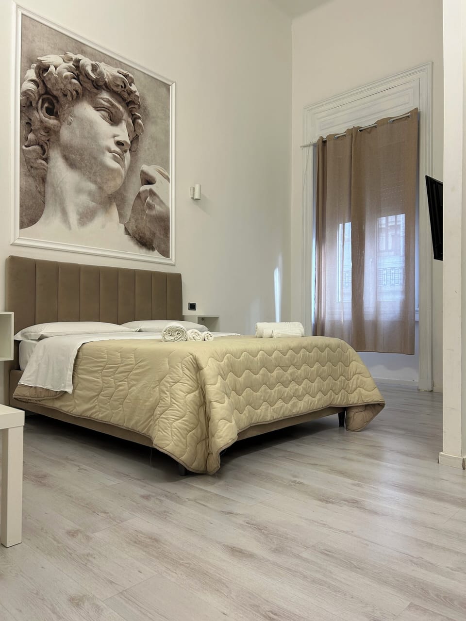 Superior Room | Hypo-allergenic bedding, down comforters, minibar