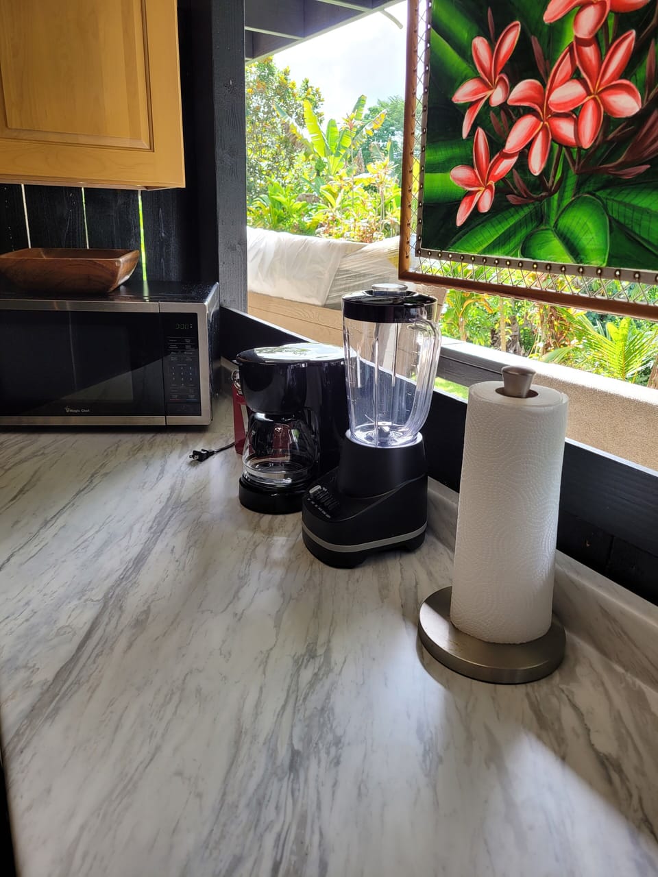 Orchid Unit-Sea View-Private bath & entry & A/C | Private kitchenette | Microwave, coffee/tea maker, electric kettle, toaster