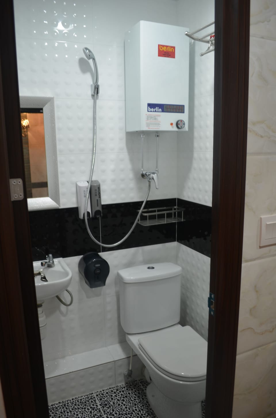 Family Room | Bathroom | Shower, hair dryer, slippers, towels