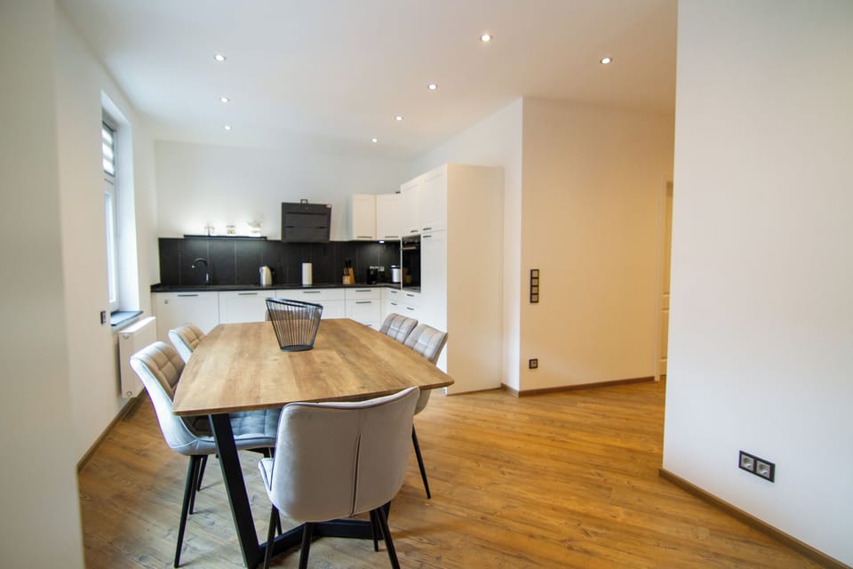 Deluxe Apartment, Annex Building | Private kitchen