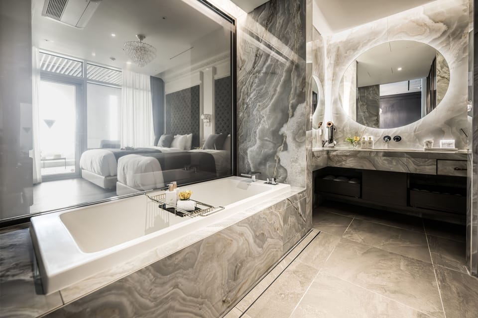 Rainfall showerhead, free toiletries, hair dryer, bathrobes