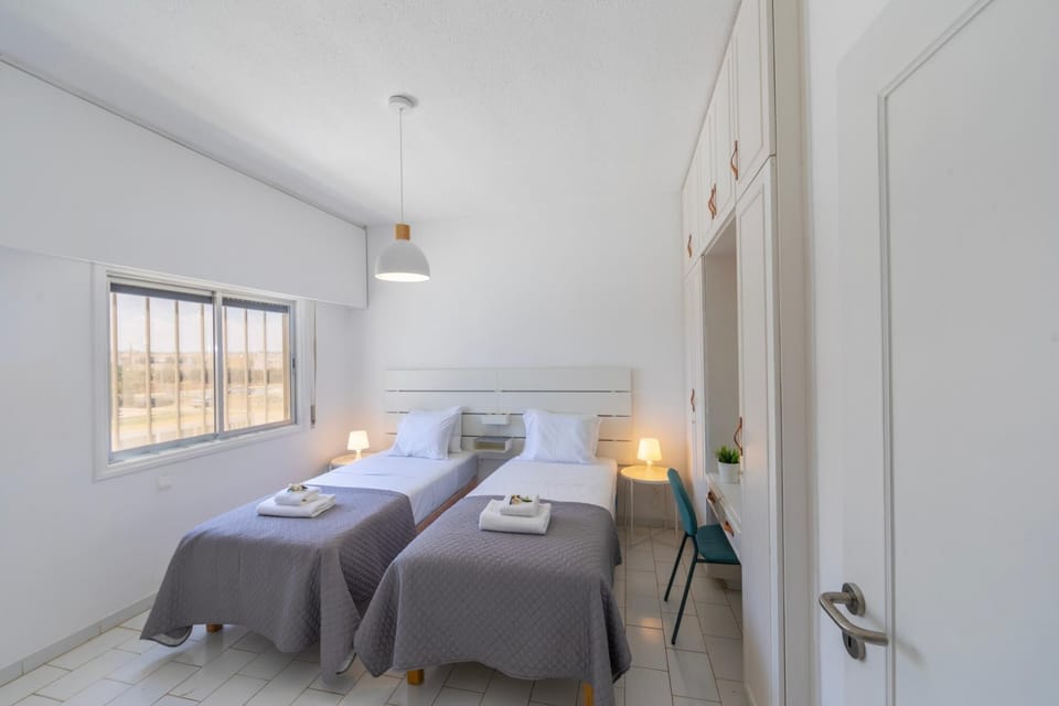 Protaras O2 Seaside Suite Apartment in Paralimni