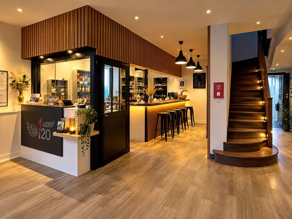 LE 120 Hotel in Pays de la Loire
