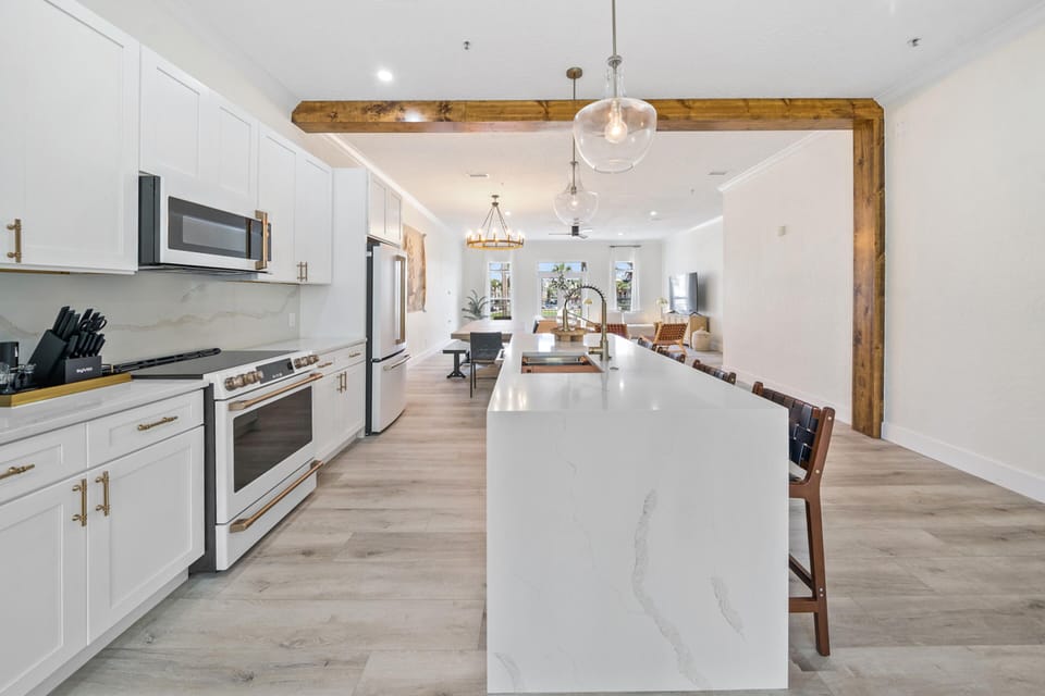 House, Multiple Beds, Balcony, Garden View | Private kitchen | Fridge, microwave, stovetop, dishwasher