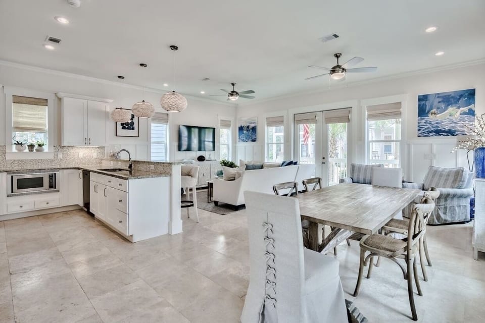 House, Multiple Beds, Patio, Garden View | Private kitchen | Fridge, microwave, oven, stovetop