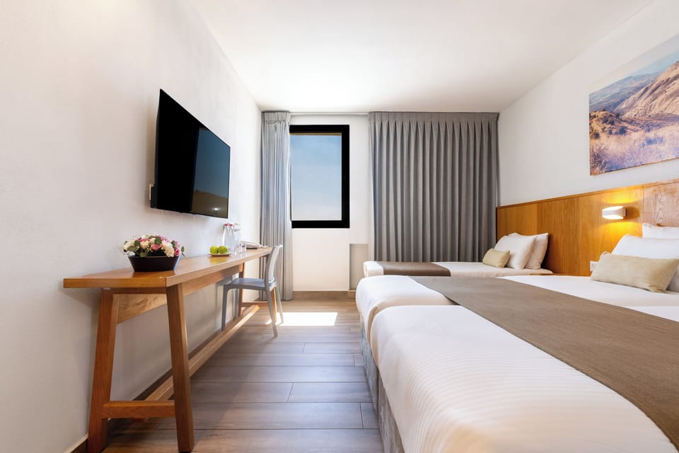 Standard Triple Room | In-room safe, free WiFi, bed sheets