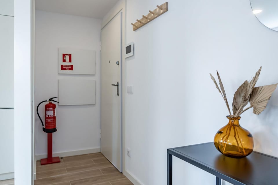 House | 1 bedroom, soundproofing