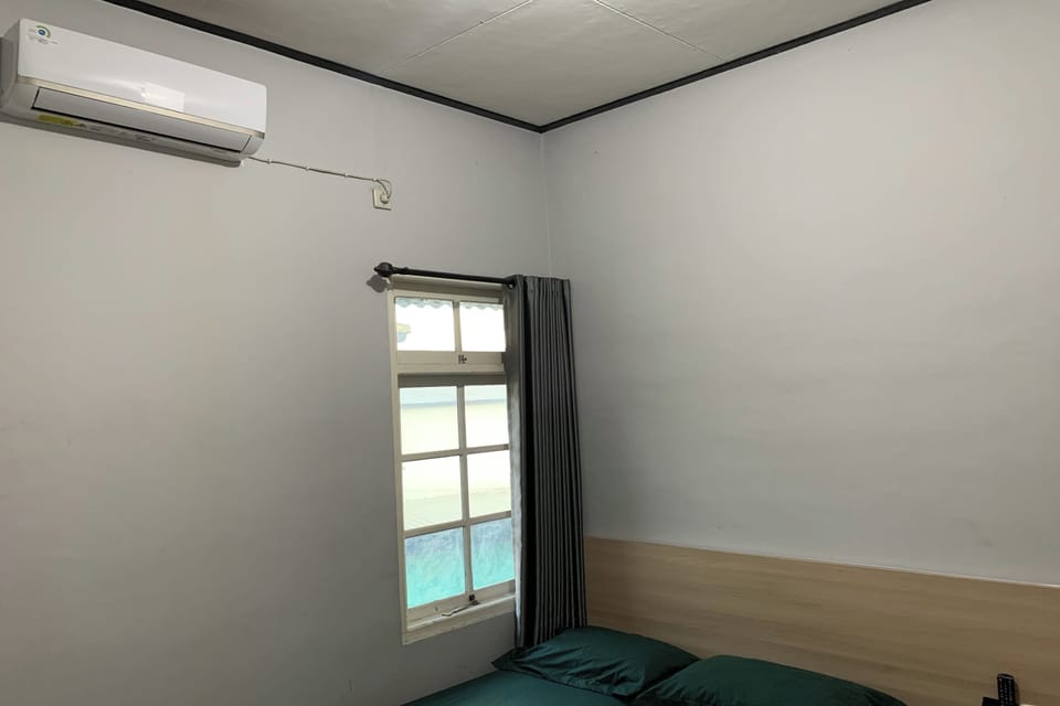 Superior Double Room | Desk, free WiFi, bed sheets