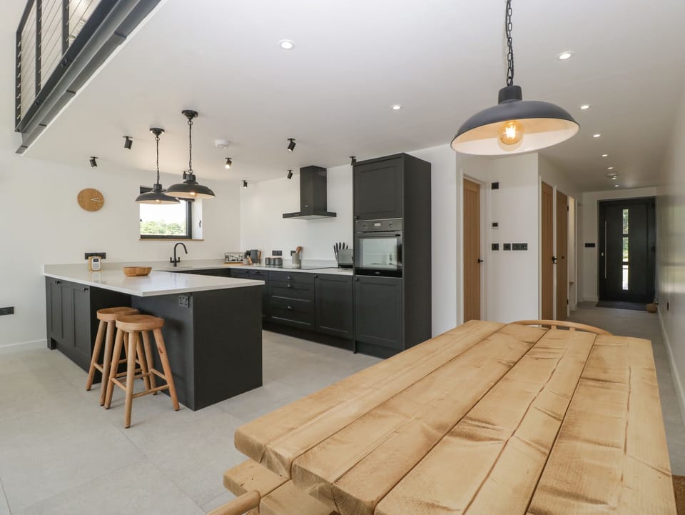 Cottage | Interior