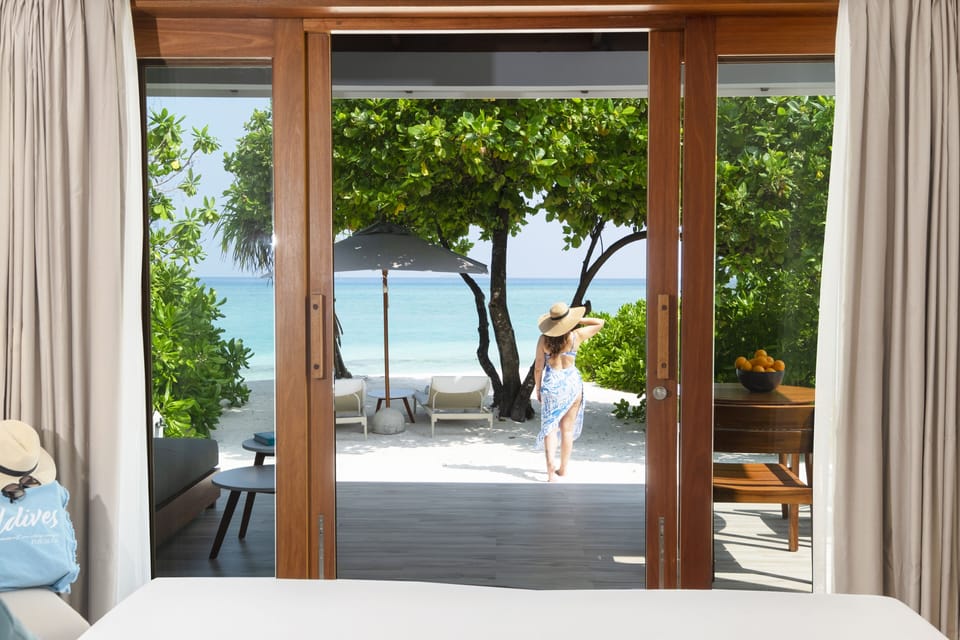 Sunset Beach Villa | Egyptian cotton sheets, premium bedding, memory foam beds