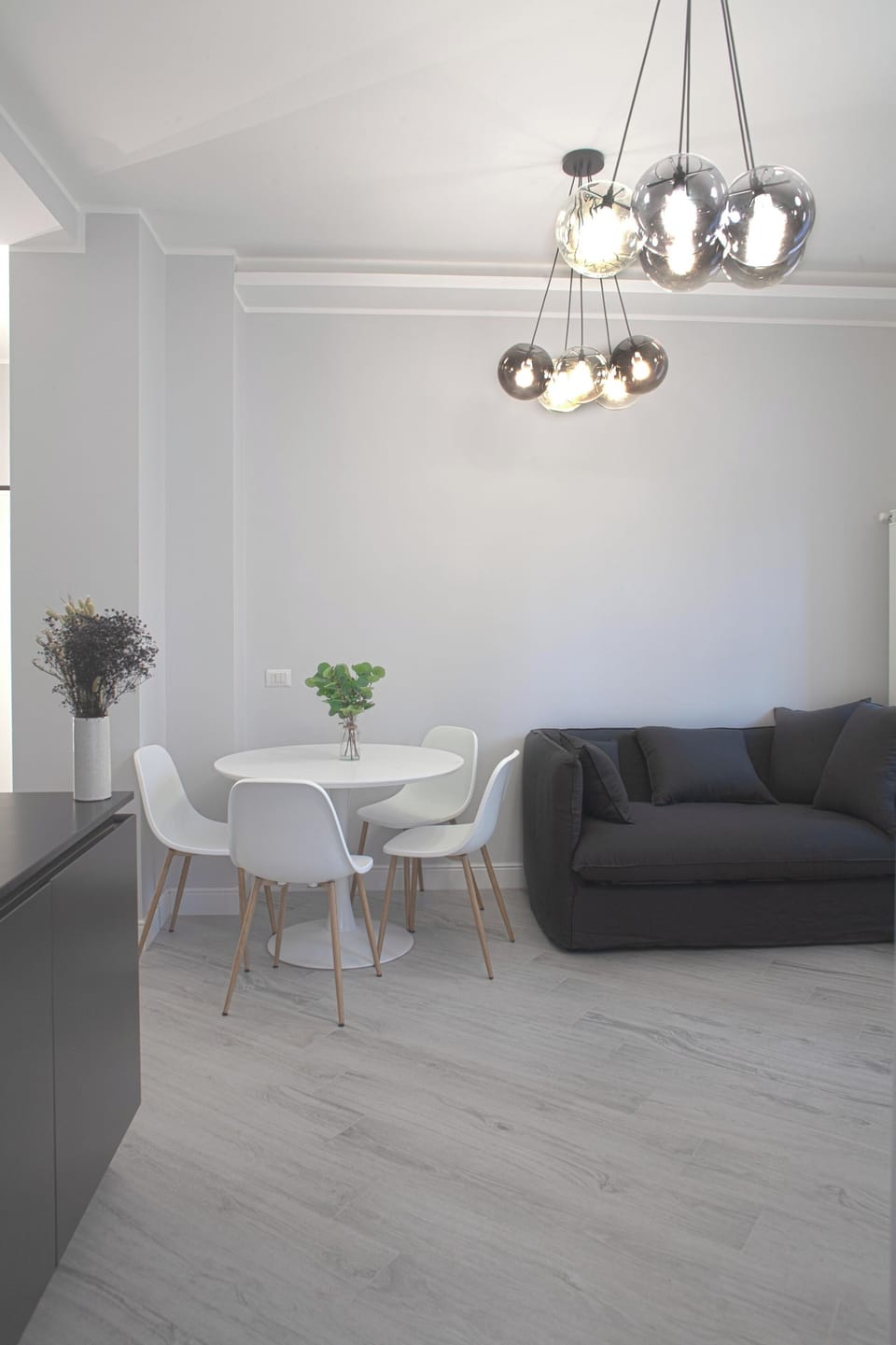 Apartment | Living area | Flat-screen TV