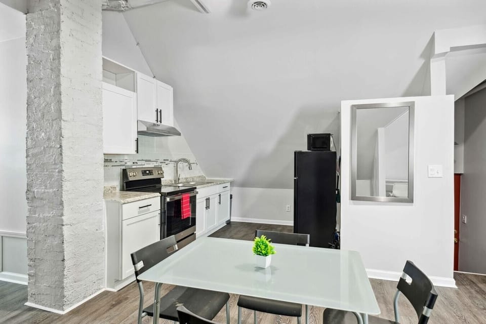 Microwave, oven, stovetop, toaster
