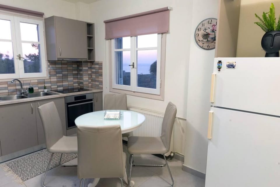House, Smoking | 2 bedrooms