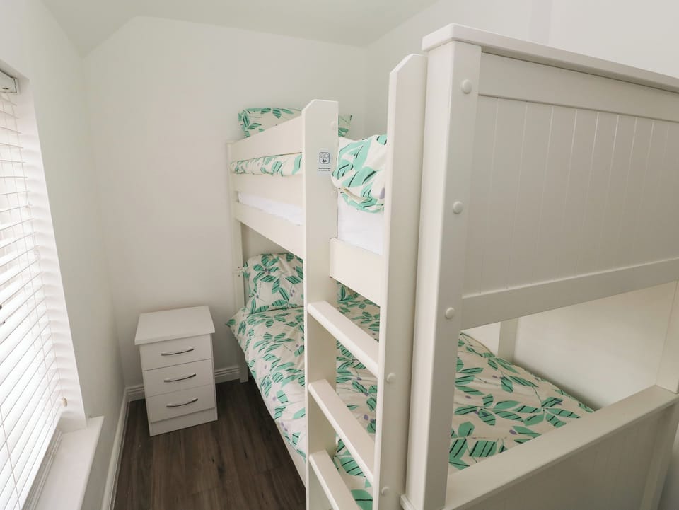 3 bedrooms, individually decorated, individually furnished, free WiFi