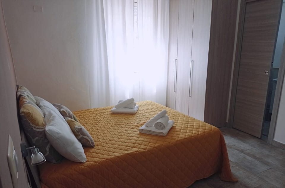 Classic Room | 1 bedroom, desk, iron/ironing board, free WiFi