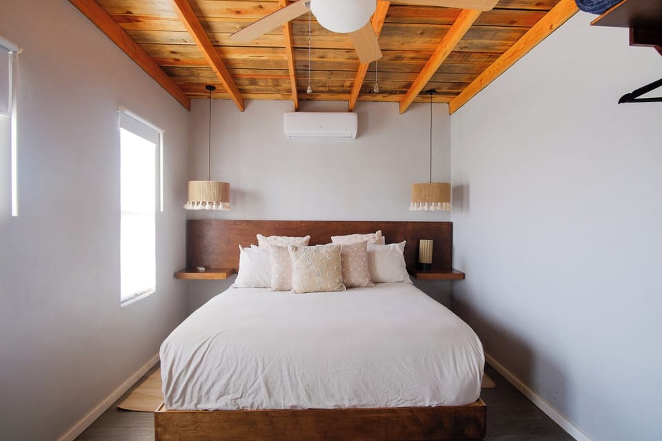 Family Villa | Free WiFi, bed sheets