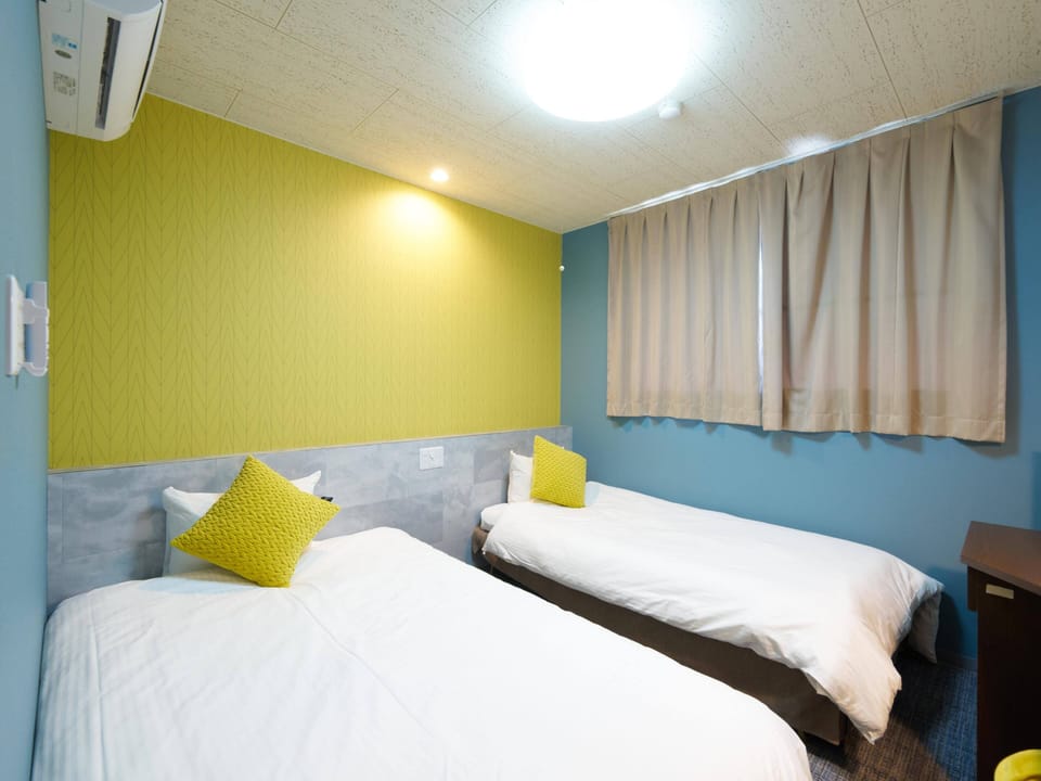 Standard Twin Room | WiFi (free)