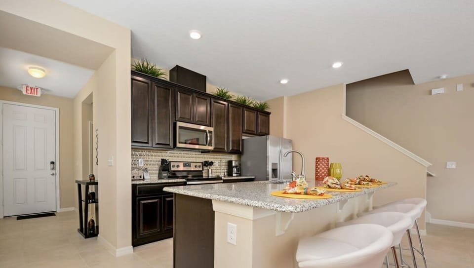 House | 4 bedrooms, high-speed internet