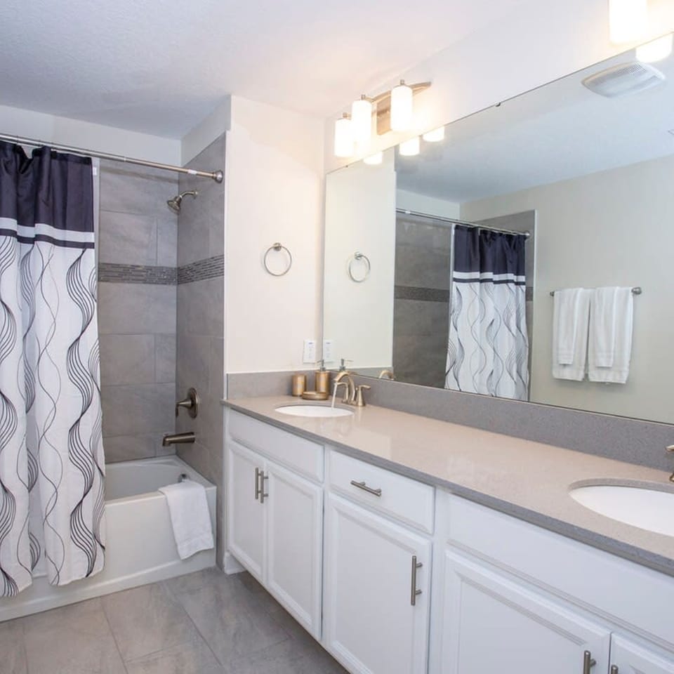 Stunning 5 Bd Home w Pool Close to Disney 4822 Apartment in Kissimmee