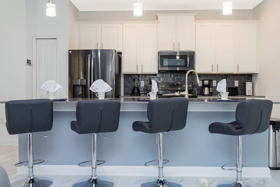 House | 4 bedrooms, desk, soundproofing, high-speed internet