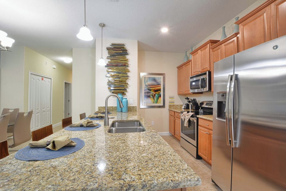 House | 5 bedrooms, high-speed internet