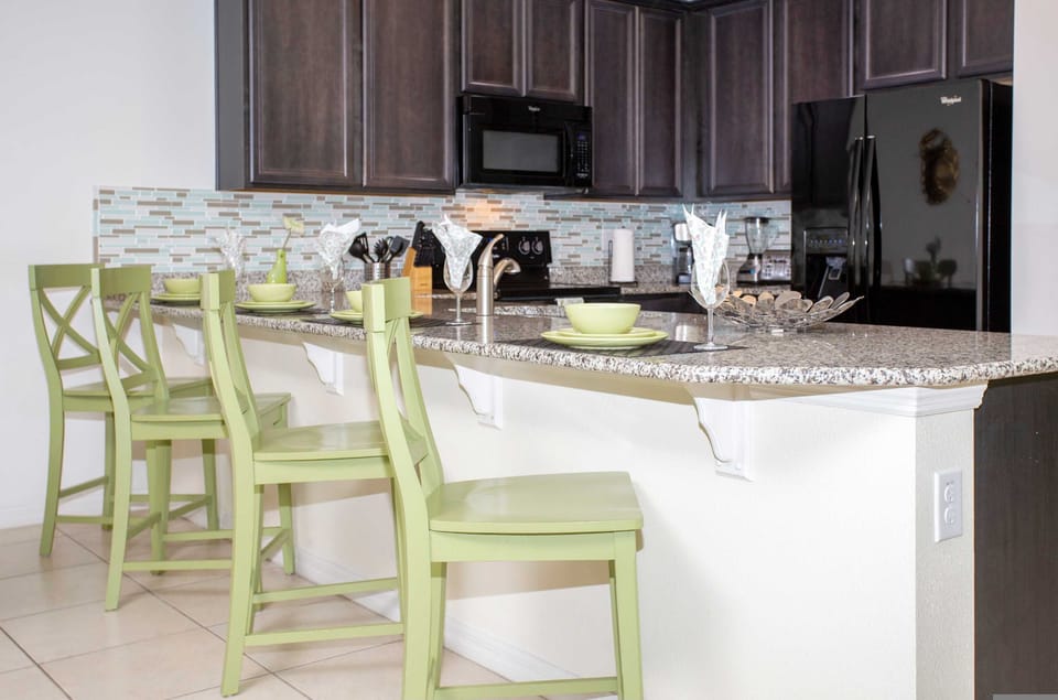 House | 4 bedrooms, desk, soundproofing, high-speed internet