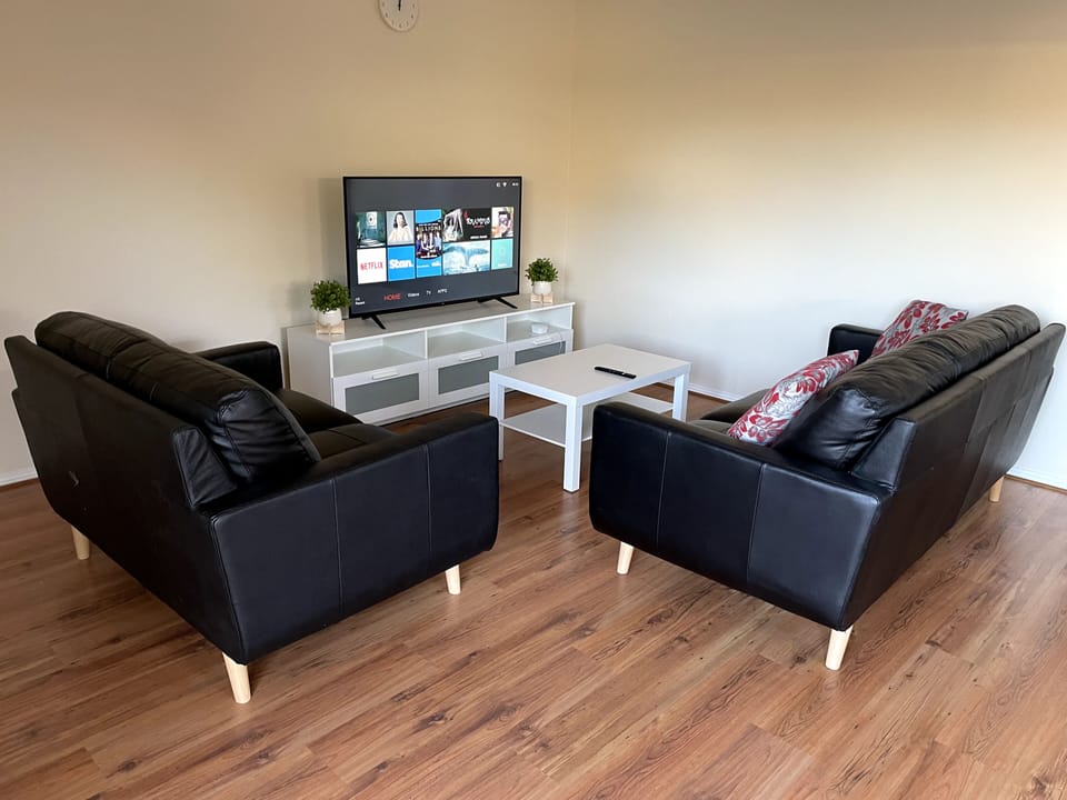 House | Living area | Flat-screen TV