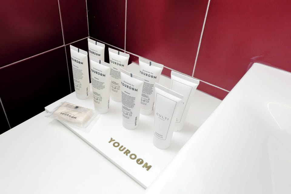 Deluxe Room, 1 Queen Bed, Tower | Bathroom | Free toiletries, hair dryer, slippers, bidet